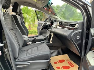 Toyota Innova 2018 - Màu đen