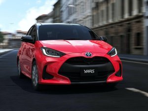 Toyota Yaris 2022 - Tặng thẻ chăm sóc xe, ra biển số đẹp
