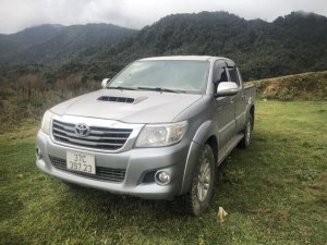 Toyota Hilux 2014 - 2 cầu máy dầu