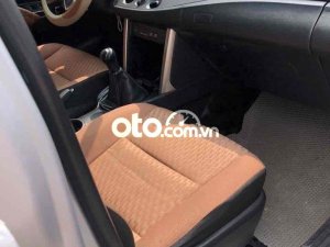Toyota Innova Gia Đình cần bán  màu bạc 2017 2017 - Gia Đình cần bán innova màu bạc 2017