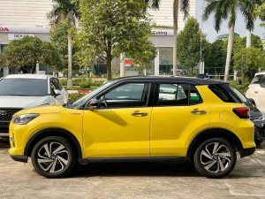 Toyota Raize 2022 - Màu vàng, nhập khẩu 