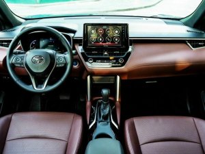 Toyota Corolla Cross 2022 - Trả trước 150tr, tiền mặt và phụ kiện khủng, liên hệ hotline phía dưới