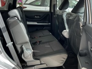 Toyota Veloz Cross 2022 - Đủ màu, giao ngay T12, giảm tiền mặt, tặng phụ kiện, liên hệ hotline ngay