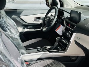 Toyota Veloz Cross 2022 - Đủ màu, giao ngay T12, giảm tiền mặt, tặng phụ kiện, liên hệ hotline ngay