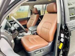 Toyota Land Cruiser 2016 - Xe nhập Trung Đông, nội thất nâu cực mới