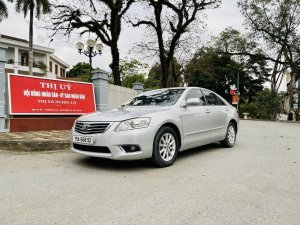 Toyota Camry 2010 - Màu bạc giá cạnh tranh
