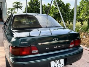 Toyota Camry 1994 - Đăng ký lần đầu 1994, xe gia đình, giá chỉ 125tr