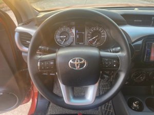 Toyota Hilux 2021 - Màu đỏ, số tự động 1 cầu