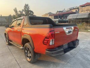 Toyota Hilux 2021 - Màu đỏ, số tự động 1 cầu