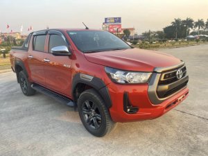 Toyota Hilux 2021 - Màu đỏ, số tự động 1 cầu