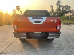 Toyota Hilux 2021 - Màu đỏ, số tự động 1 cầu
