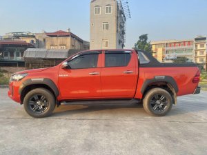 Toyota Hilux 2021 - Màu đỏ, số tự động 1 cầu