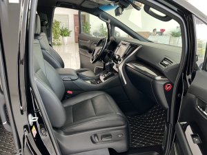 Toyota Alphard 2020 -  Toyota Alphard Excutive Lounge màu đen xe sản xuất năm 2020 tên cá nhân một chủ từ đầu