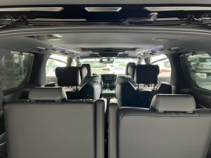 Toyota Alphard 2020 -  Toyota Alphard Excutive Lounge màu đen xe sản xuất năm 2020 tên cá nhân một chủ từ đầu