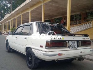 Toyota Camry Cần bán xe cỏ cho ace tập lái 1985 - Cần bán xe cỏ cho ace tập lái