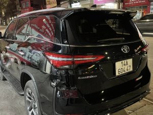 Toyota Fortuner 2021 - Màu đen chính chủ