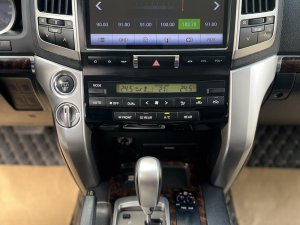 Toyota Land Cruiser 2015 - Cần bán lại xe tư nhân, biển tỉnh