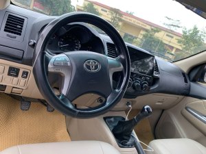 Toyota Hilux 2013 - Xe cá nhân đi rất giữ gìn, máy móc zin, cần bán gấp