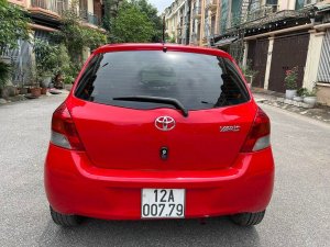Toyota Yaris 2012 - Màu đỏ, nhập khẩu nguyên chiếc