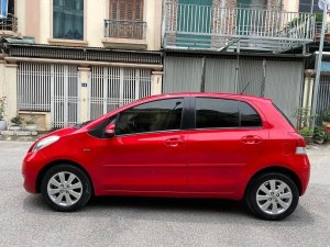 Toyota Yaris 2012 - Màu đỏ, nhập khẩu nguyên chiếc
