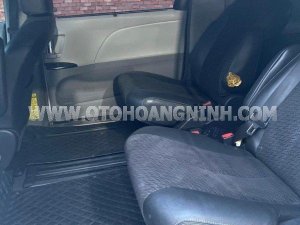 Toyota Sienna 2011 - Màu trắng số tự động