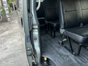 Toyota Hiace 2008 - Cần bán gấp xe đăng ký lần đầu 2008 chính chủ giá chỉ 208tr