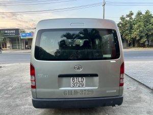 Toyota Hiace 2008 - Cần bán gấp xe đăng ký lần đầu 2008 chính chủ giá chỉ 208tr