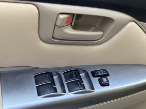 Toyota Hilux 2014 - Xe đẹp, cam kết chất lượng. Liên hệ giá tốt cho khách gọi qua xem xe trực tiếp