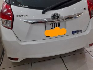 Toyota Yaris 2015 - Màu trắng, nhập khẩu giá cạnh tranh