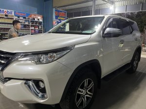 Toyota Fortuner 2019 - Màu trắng số tự động, giá chỉ 920 triệu