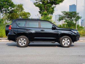 Toyota Land Cruiser Prado 2010 - Xe màu đen, nhập khẩu