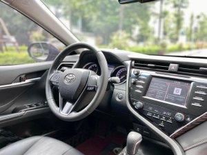 Toyota Camry 2021 - Siêu mới