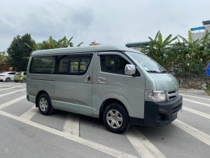 Toyota Hiace 2012