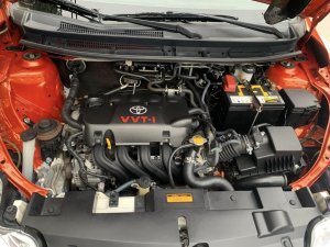 Toyota Yaris 2015 - Xe màu nâu