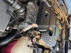Toyota Fortuner 2020 - Màu bạc giá cạnh tranh
