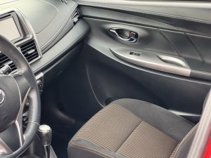 Toyota Yaris 2016 - Đăng ký lần đầu 2016, xe nhập, giá chỉ 490tr