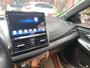 Toyota Yaris 2015 - Xe màu nâu