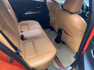 Toyota Yaris 2015 - Xe màu nâu