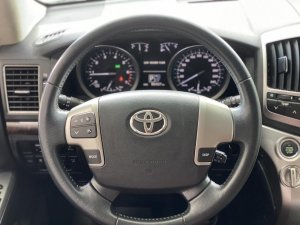 Toyota Land Cruiser 2013 - Đã lên form 2019
