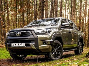 Toyota Hilux 2023 - Bắt đầu nhận cọc