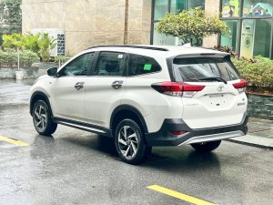 Toyota Rush 2022 - Xe màu trắng