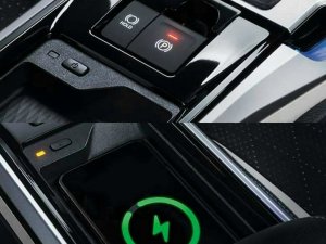 Toyota Veloz Cross 2022 - Sẵn xe, xe trang bị sang - Xịn - Mịn, hỗ trợ cọc xe ngay, ưu đãi lớn nhất Nam Định