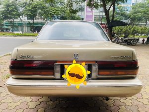 Toyota Crown 1990 - 2.8 số AT, xe nhập khẩu đẹp xuất sắc, giá 225tr