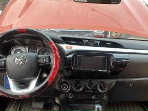 Toyota Hilux 2021 - Cần bán xe giá ưu đãi