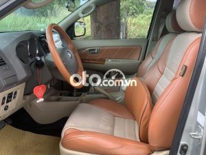 Toyota Fortuner Gia đình mua xe mới cần bán lại xe Fotuner 2010 2010 - Gia đình mua xe mới cần bán lại xe Fotuner 2010
