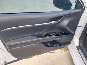 Toyota Camry 2020 - Xe màu trắng