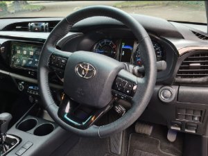 Toyota Hilux 2023 - Nhận xe trong tháng 3