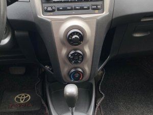 Toyota Yaris 2011 - Nhập khẩu Nhật Bản máy 1.3 AT siêu tiết kiệm