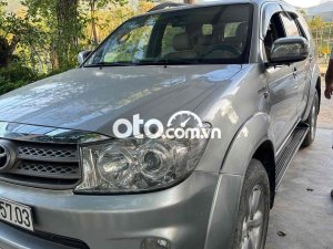 Toyota Fortuner cần bán fotuner 2009 - cần bán fotuner