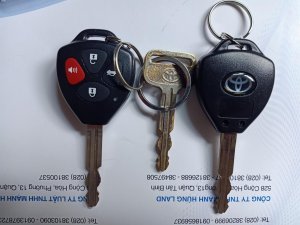 Toyota Fortuner 2011 - Bán rẻ xe biển vip 1 chủ zin a-z, bản full độ options rất đẹp